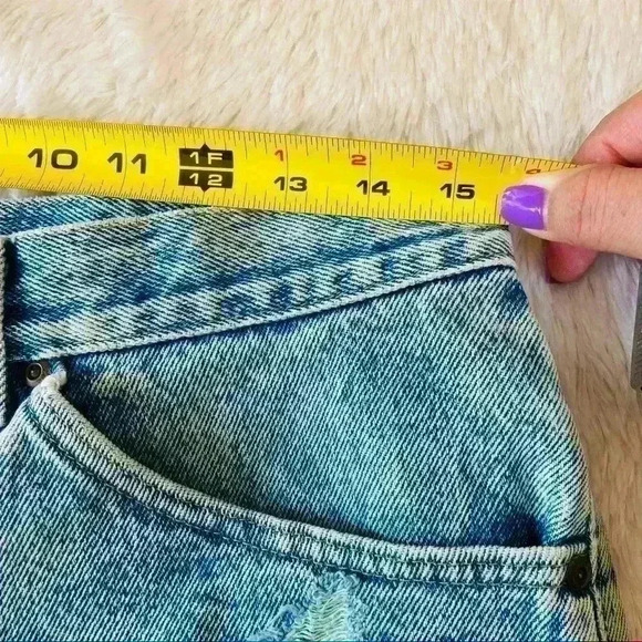 Vintage Vintage Turquoise Tinted High Waisted “Mom” Distress Cutoff Jean Shorts - Picture 11 of 12